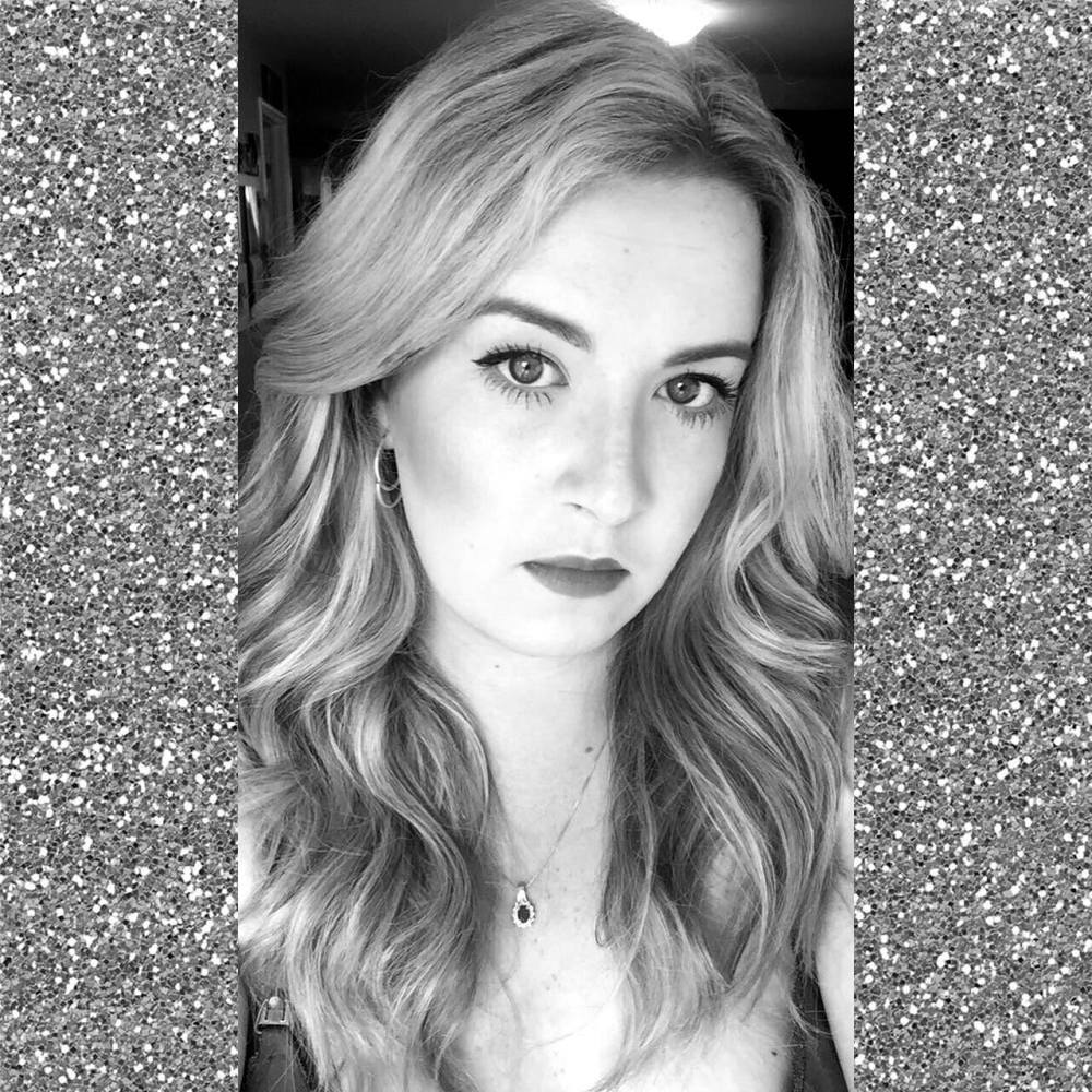 Meet your Posher, Courtney